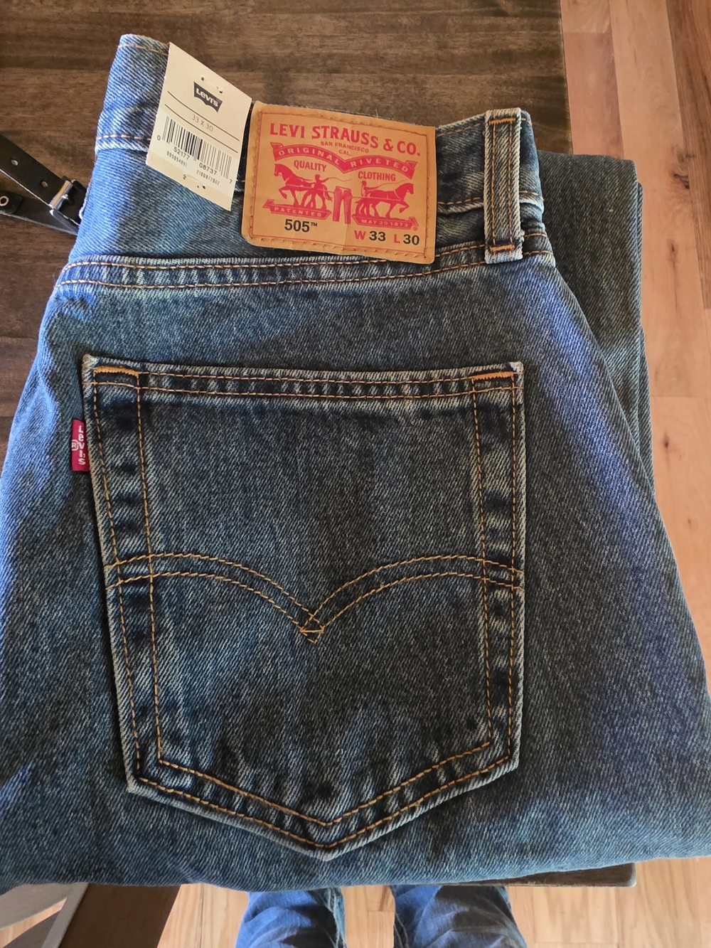 Levi's Men's Medium Blue Relaxed 505 Denim Jeans